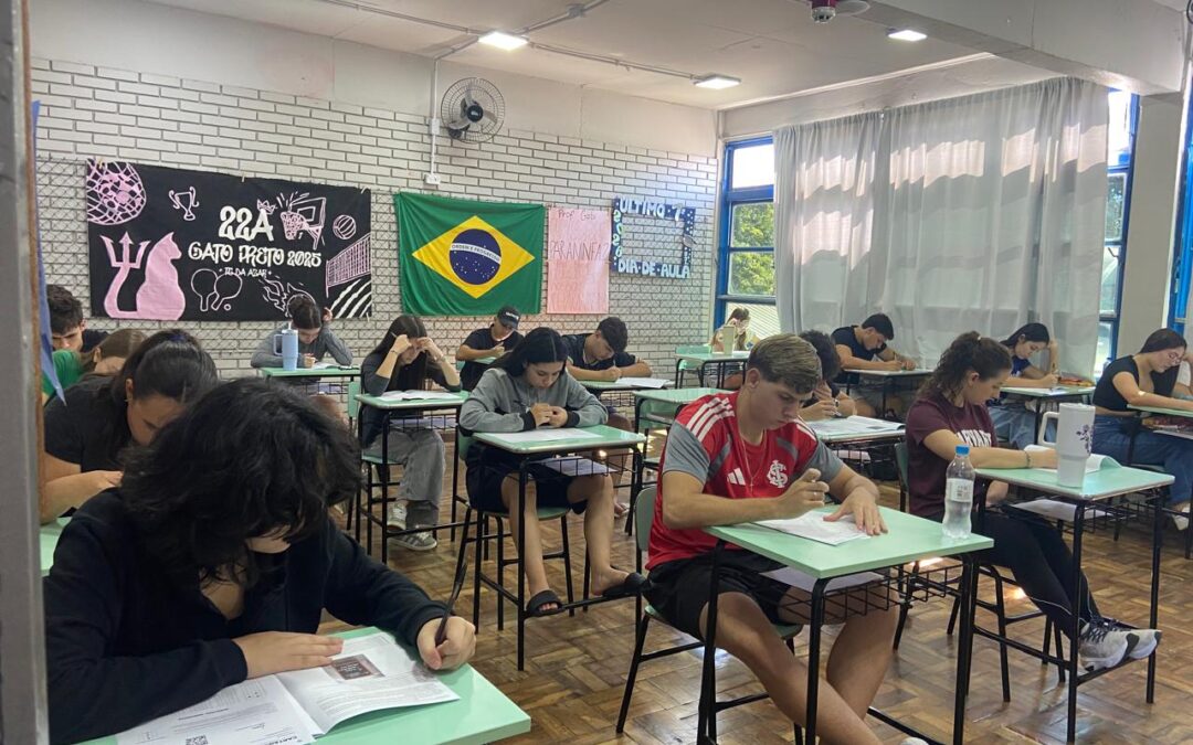 Simulado Enem mobiliza alunos do 3º ano do Colégio Sinodal da Paz